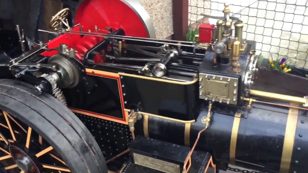 Steam Traction World Road Locomotive. - YouTube