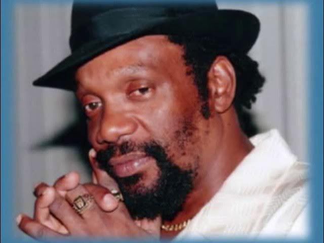 Glen Washington - Strangers In The Night