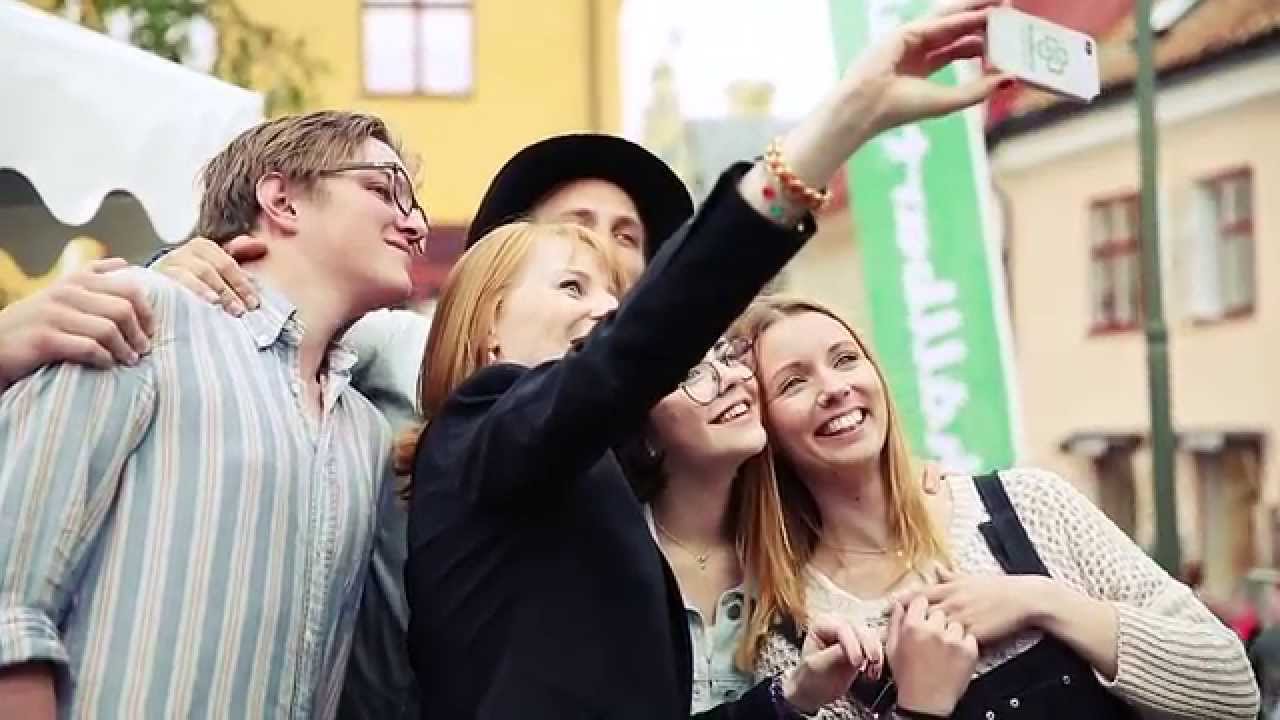 Möt Annie Lööf - partiledaren och människan