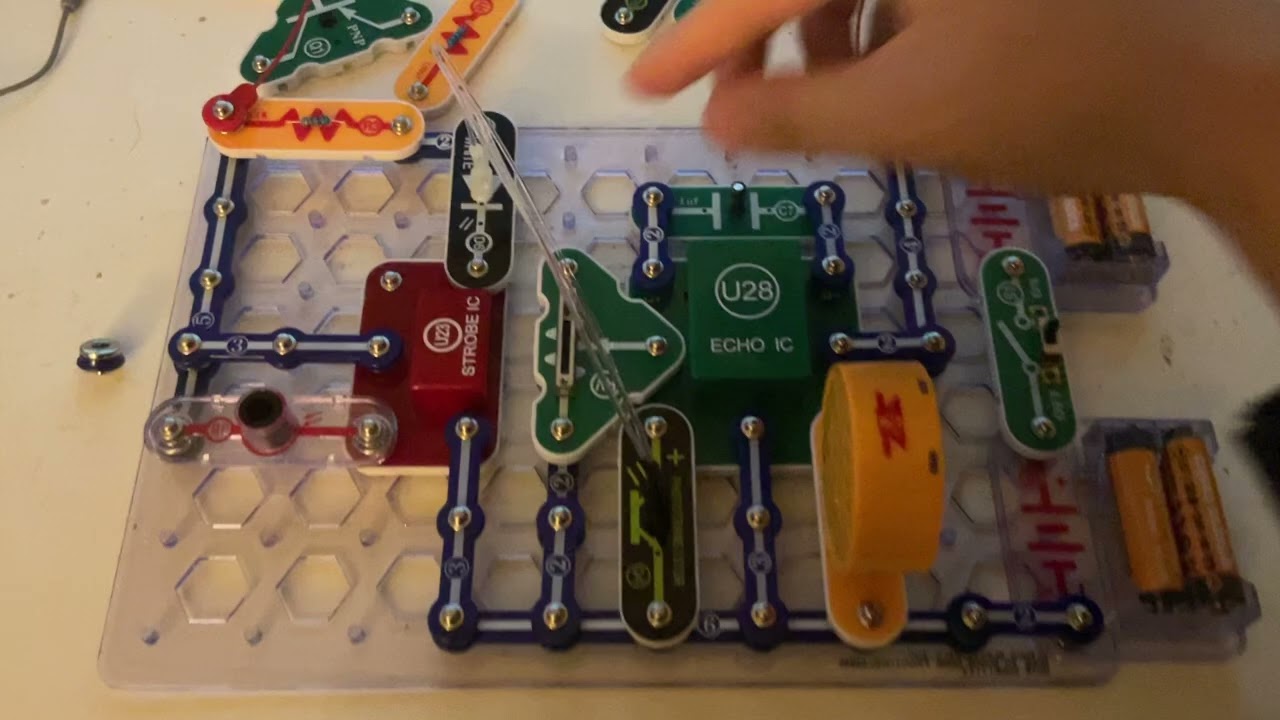 Snap Circuits Light and Sound Combo: Fiber Strobe Echo
