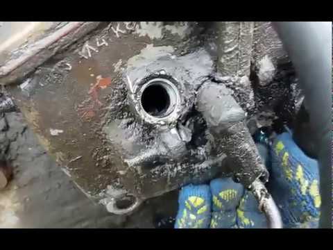 Замена масла в топливном насосе трактора ЮМЗ 6