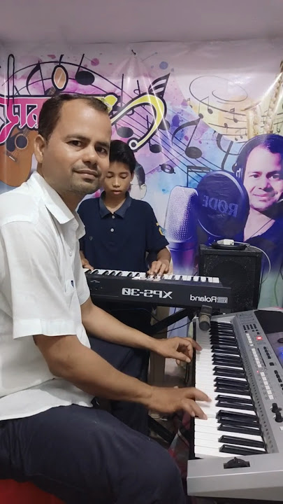 Instrumental song playing by saransh salaam ! ye rate ye mousam nadi ka kinara 😊🎼🎤🎹🎻