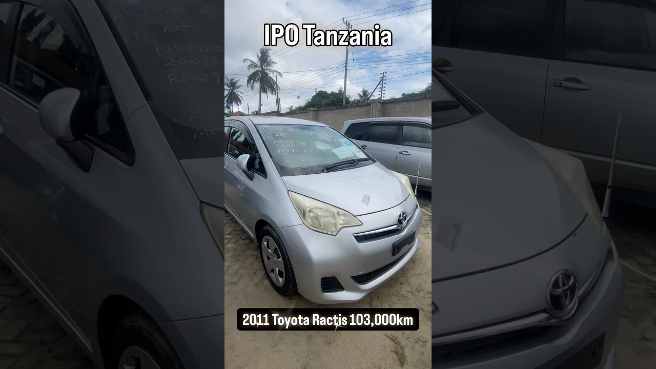 Toyota Ractis 1.3 FWD 2011 Silver