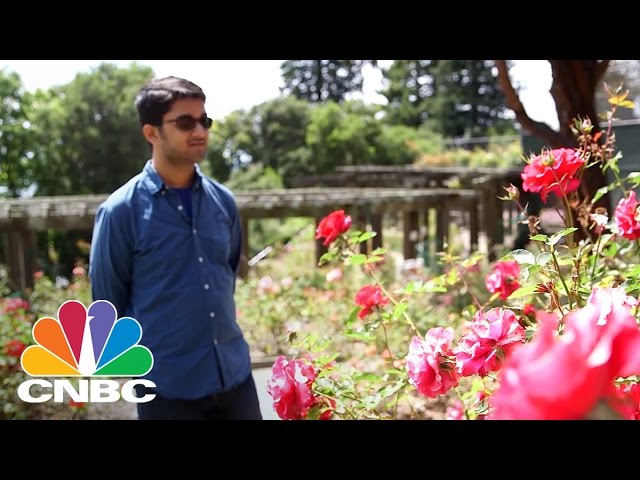 People See Color For The First Time With Glasses That Fix Colorblindness | CNBC