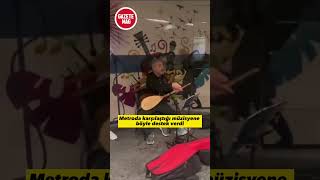 Yılmaz Erdoğan Metroda Saz Çalıp Söyledi