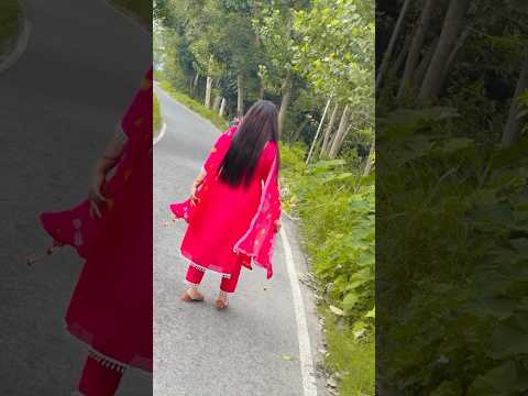 Gulabi Suit pa