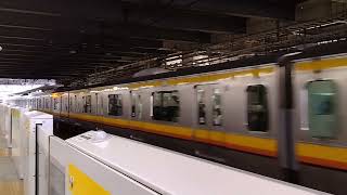 E233系8000番台N7編成武蔵小杉駅発車