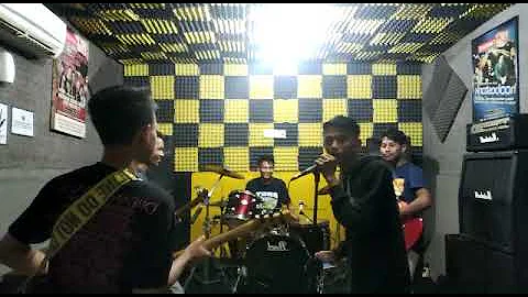 Pas band permata yang hilang, cover lagu