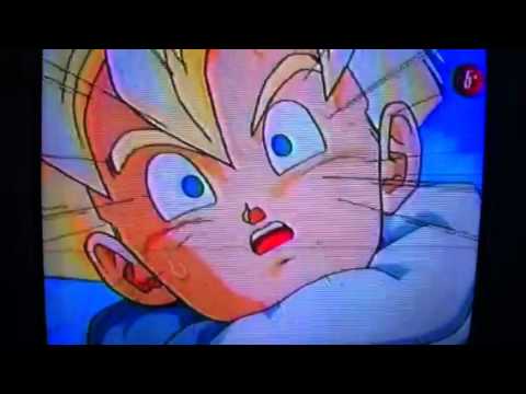 Goku se rinde ante Cell... - YouTube