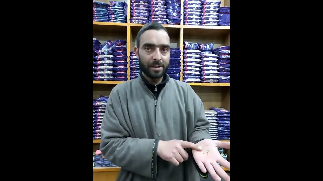 World Best Kashmir Saffron | Kashmir Oldest Shop Noor Mohd. Bhat | केसर: दुनिया का सबसे कीमती मसाला