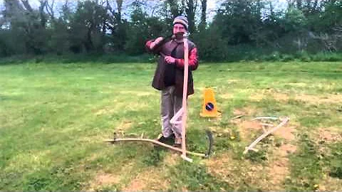 How to sharpen (pean, grind and hone) English vs Austrian scythes