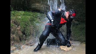 Have a shower with Dainese Laguna Secca