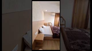 ku change karna pda hotel room?series-4 youtube minivlog shortvideo ytshort travel explore