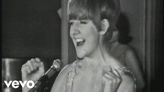 Cilla Black - You're My World (Live) chords