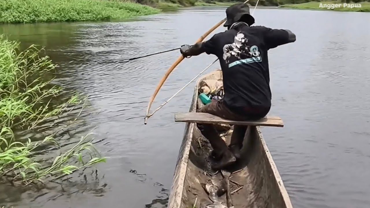 Человек, искусный в стрельбе из лука по рыбе.