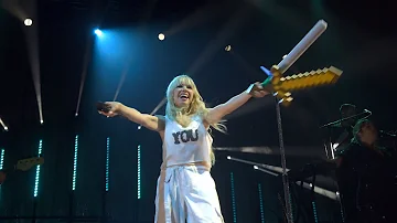 Carly Rae Jepsen - Cut to the Feeling at 3Olympia Theatre Dublin on 5th February 2023