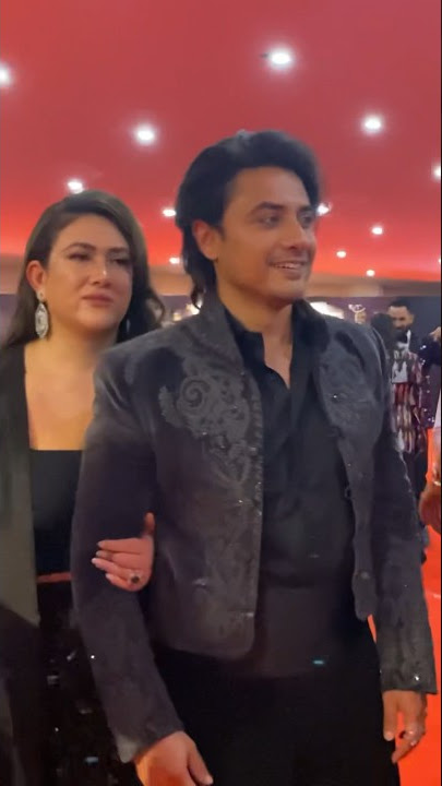 Ali Zafar with his wife Ayesha Fazli at LSA23 ✨ | Ali Zafar Song | Pakistani Celebrities | AtifAslam