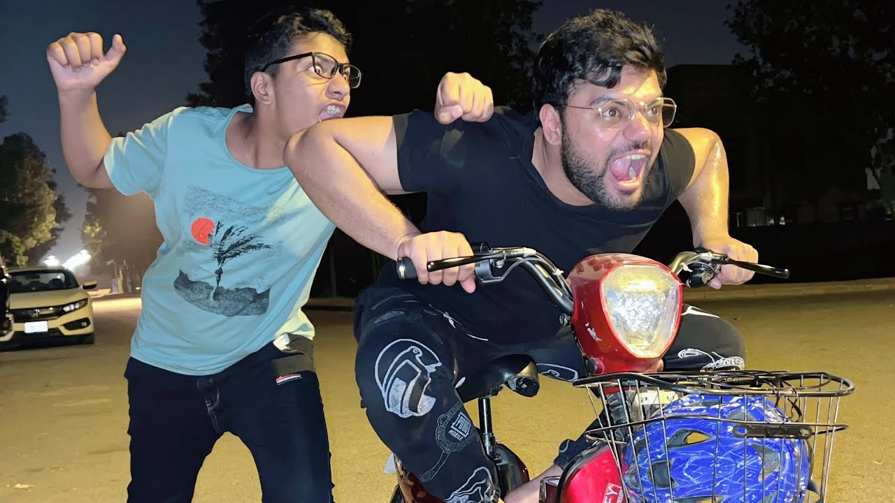 Pehla Roza Aur Muneeb Ka Scooter Le Kar Bhaag Gaya 