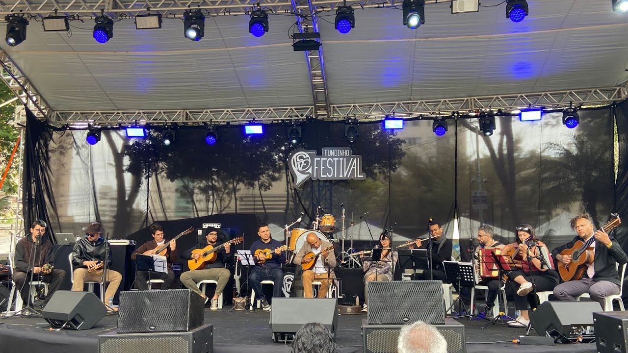 Sofres Porque Queres (Pixinguinha e Benedito Lacerda) - Apresentação no Fundinho Festival Sofres Porque Queres (Pixinguinha e Benedito Lacerda) - Apresentação no Fundinho Festival