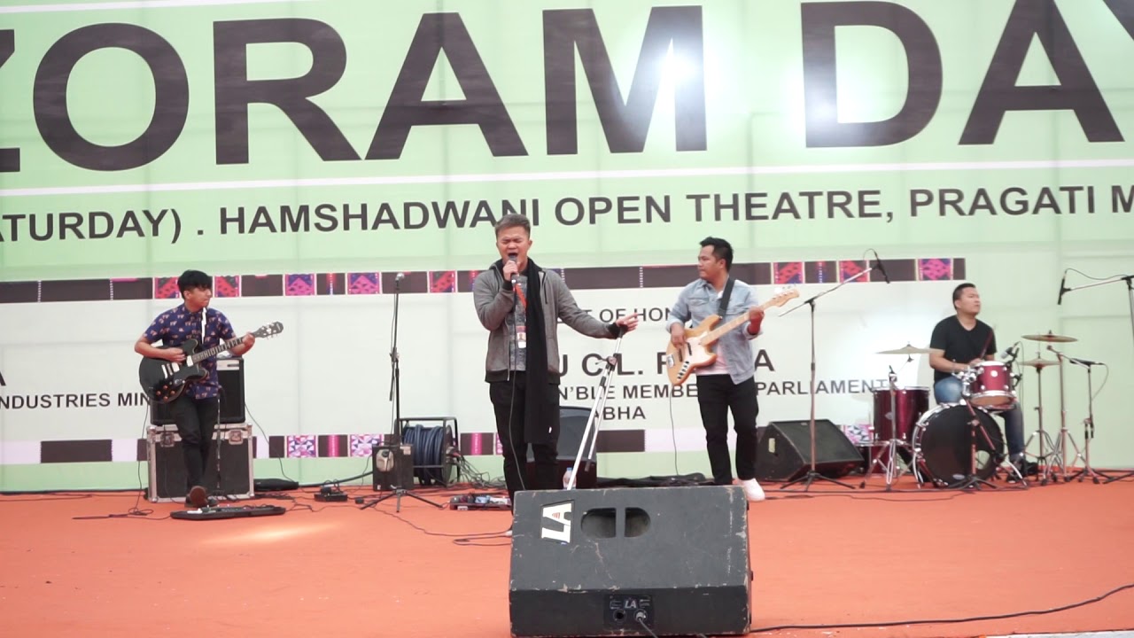 Avora record live performance in Delhi YouTube