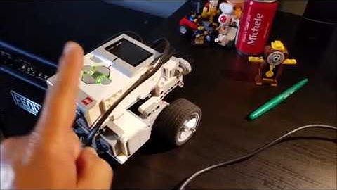 "LEGO MINDSTORMS EV3 Having Fun With Color Through Port View!!"
