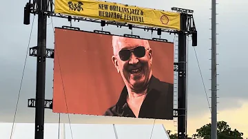 Foo Fighters play “Everlong” at New Orleans Jazz and Heritage Festival on May 3, 2024