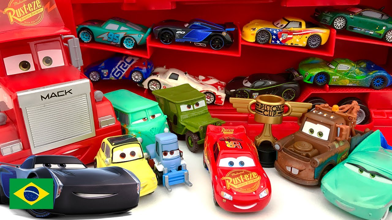 Kit Carrinhos Relâmpago Mcqueen Pixar Disney Monta e Desmonta