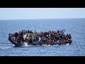 عشرات القتلى من المهاجرين غير الشرعيين عقب حادث غرق مركب جديد قبالة ليبيا
