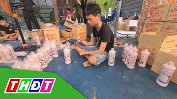 Công an Bình Dương triệt phá cơ sở làm giả nước tẩy rửa quy mô lớn | THDT