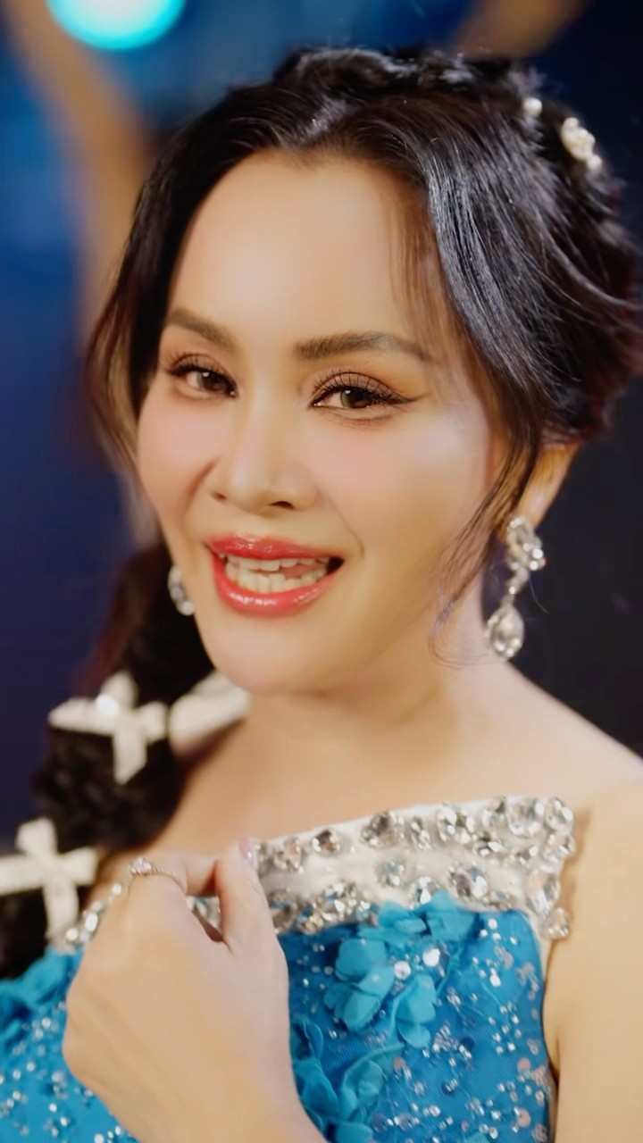 ความม่วนครั้งใหม่ สไตล์หมอลำ#ดอกอ้อทุ่งทอ กับคำขอร้องถึงผู้ชายหลายใจ #เซาเจ้าชู้สิเอาหยัง