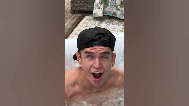 TEUN & ADDO IN HET BUBBELBAD!😂💦