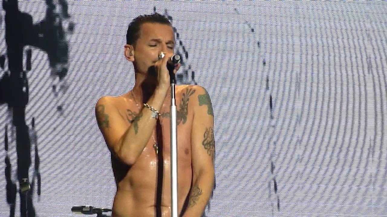 Depeche Mode - Never Let Me Down Again  (Live in Tel Aviv, May 7 2013) - HD