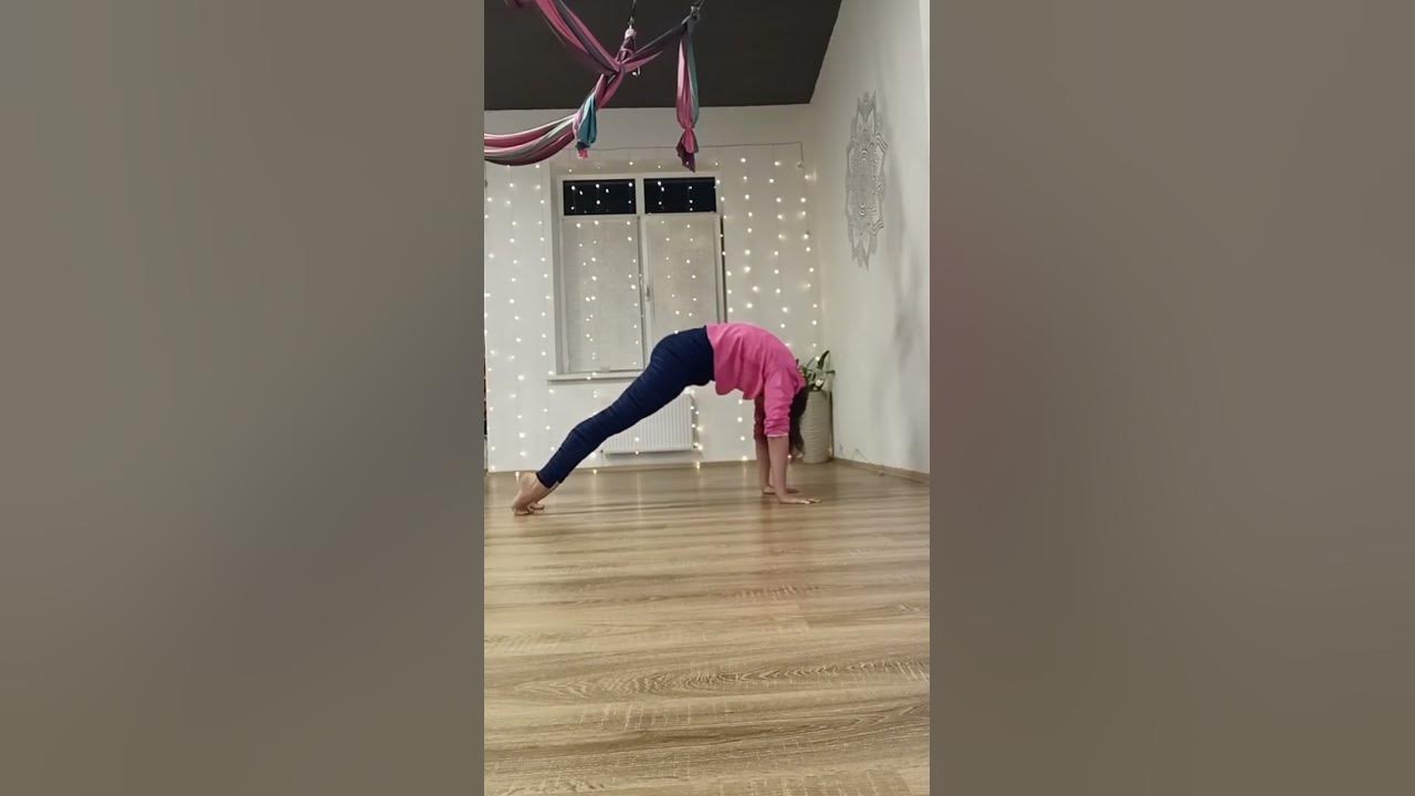 Anna MCNULTY растяжка спина