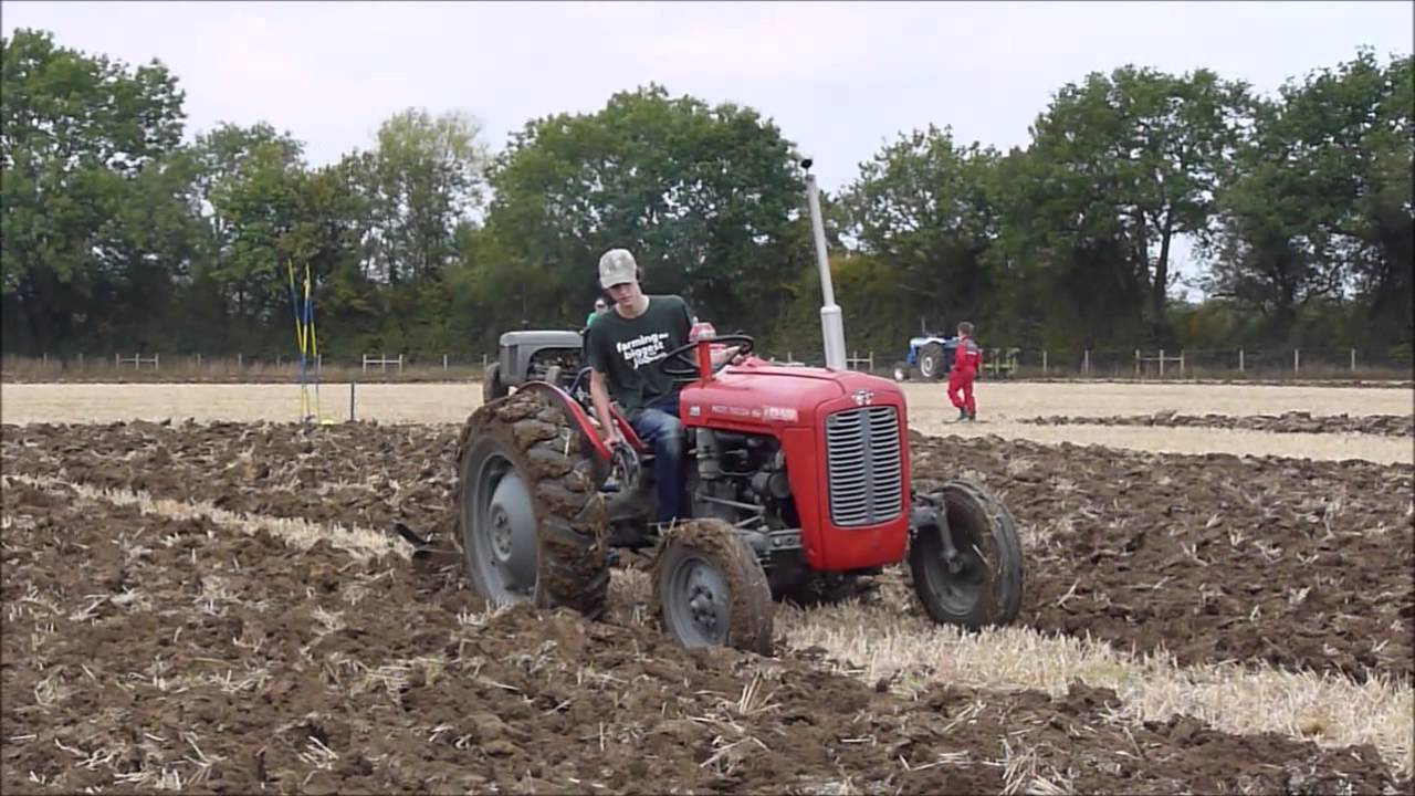 Massey Ferguson 35 ploughing with a Ransomes TS 59 J 2 furrow. - YouTube