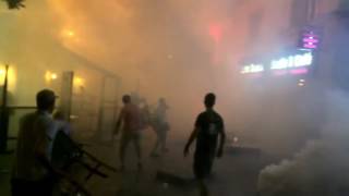 Марсель.Футбольные фанаты устроили беспорядки