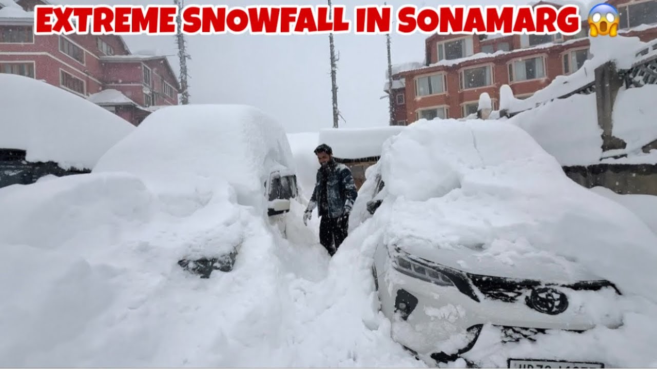 Legender & Scorpio Stuck in Snow❄️ Badly in Gulmarg🥵| आज Toh 4x4 भी Kaam नहीं Aaya😱 | Heavy Snowfall