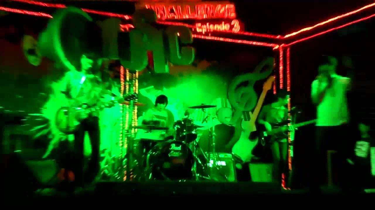 Sunny Parade - ลูกอม @ The Mall City Walk MIX's Music Challenge [4]