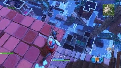 So 1v1 the best player in my school...And this happened