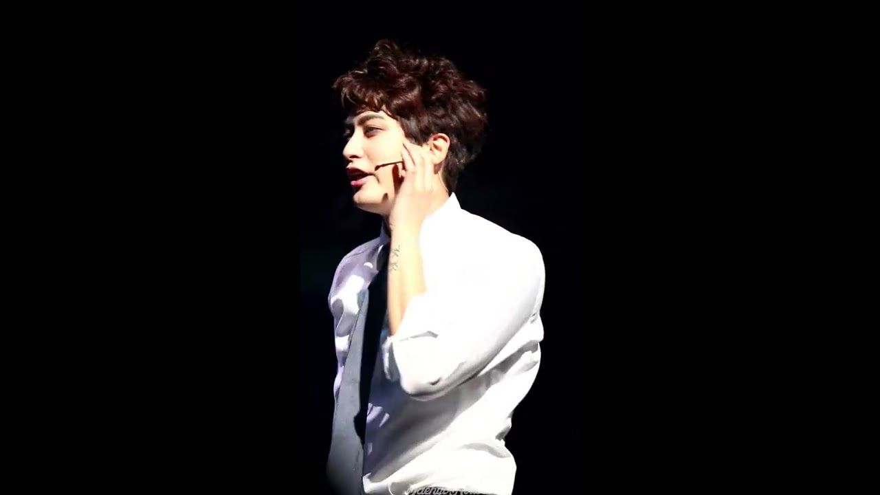 161228 인더하이츠 커튼콜 96000 #블락비 #재효 ( @blockbhyo )