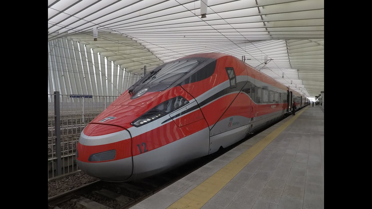 Treni ad alta velocità e non a Reggio Emilia AV Mediopadana l'8 settembre 2022! - Tante livree