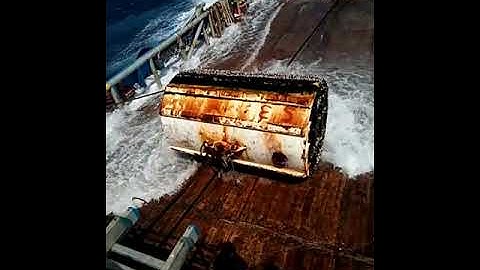 Anchor Handling Operation in the Rough Weather! The life of Sailor