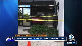 Car slams into BankUnited building in Delray Beach