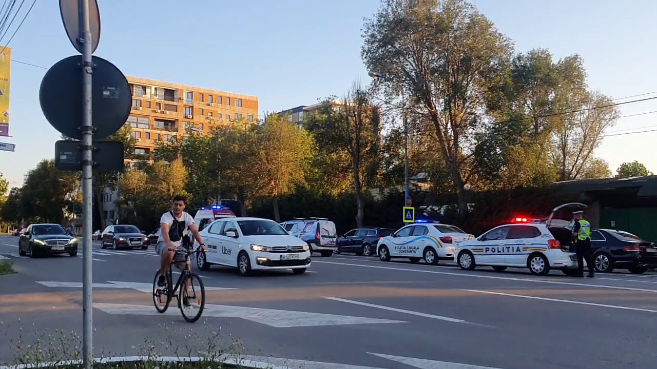 Accident in Mamaia - YouTube
