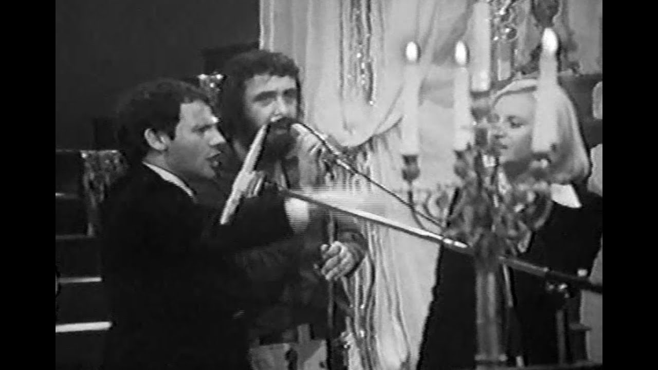 Ξαρχάκος, Μοσχολιού, Καλογιάννης τραγουδούν στην εκπομπή των Χαρδαβέλλα-Πιπιλή (1977)