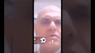 Benim Telefon Çalıyor Bir Dakika.