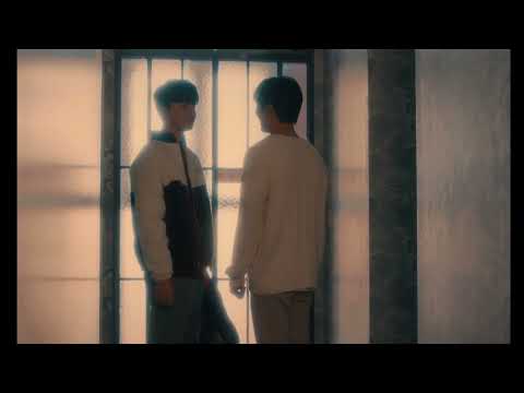 집에서 과거 지우와의 기억을 회상하는 서준