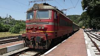 Regional Trains 40120 And 40125 At Veliko Tarnovo Station | Skoda 44 111 | June 2023