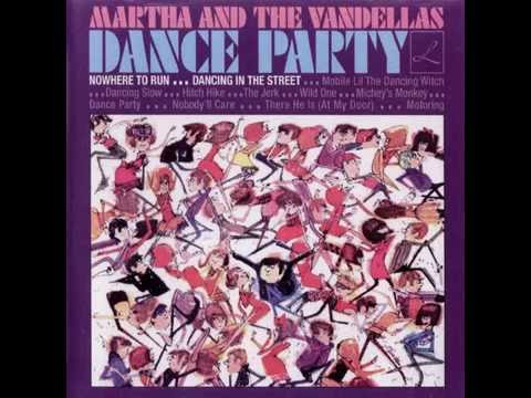 Martha & The Vandellas - 11 Mickey's Monkey (Stereo HQ)