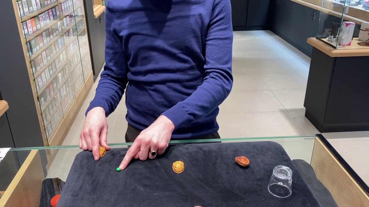 La démo du vendredi - Three Shell Game par Valentin - YouTube