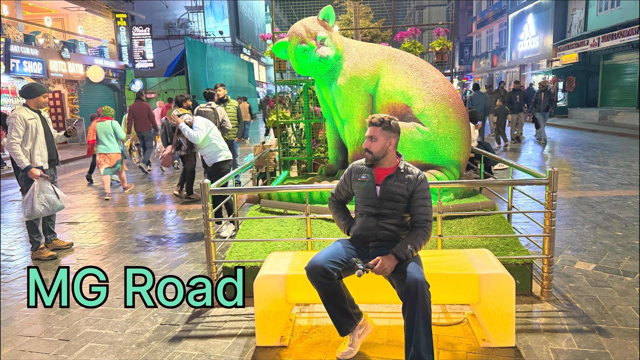 Gangtok ch nikle ghuman.